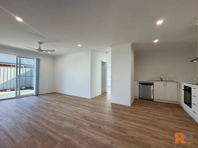 16/22 Old Pinjarra Road, Greenfields WA 6210