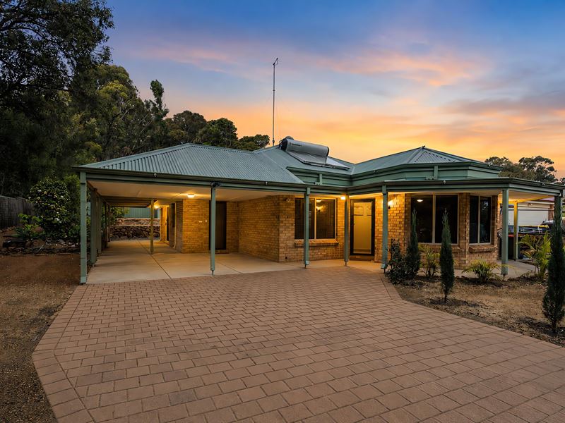 20 Mcneil Grove, Jarrahdale WA 6124