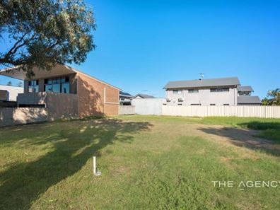 10 Cecily Street, Bluff Point WA 6530