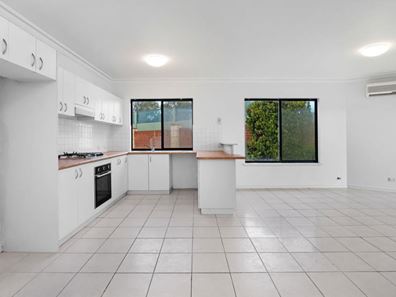 9A Zrinski Court, Stirling WA 6021