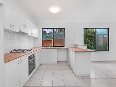 9A Zrinski Court, Stirling WA 6021