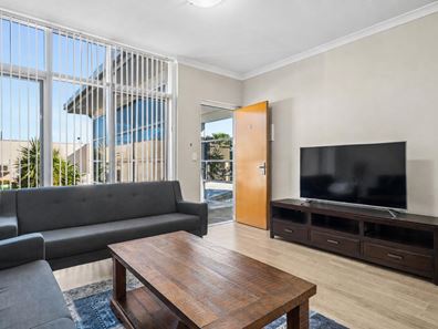 15/13 Delrosso Place, O'Connor WA 6163