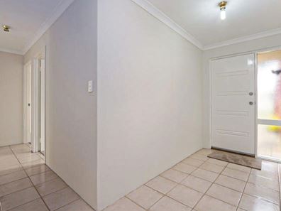 72 Winthrop Drive, Winthrop WA 6150
