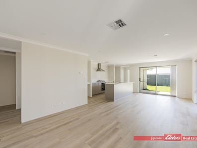 13 Carnac Road, Port Kennedy WA 6172