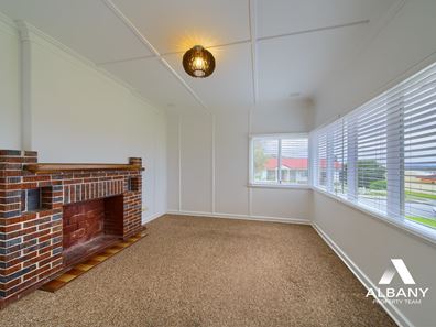 49 Wollaston Road, Middleton Beach WA 6330