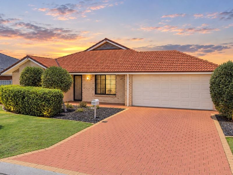 16 Oceanrunner Boulevard, Shoalwater