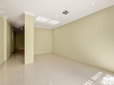 1 Rokeford Way, Morley WA 6062