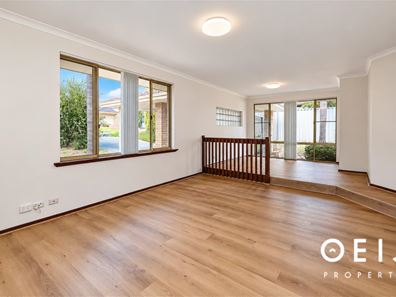 4 Mauldon Mews, Winthrop WA 6150