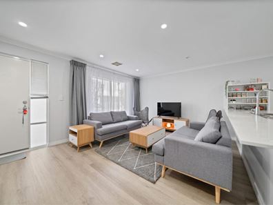 15/23 Bakana Loop, Landsdale WA 6065