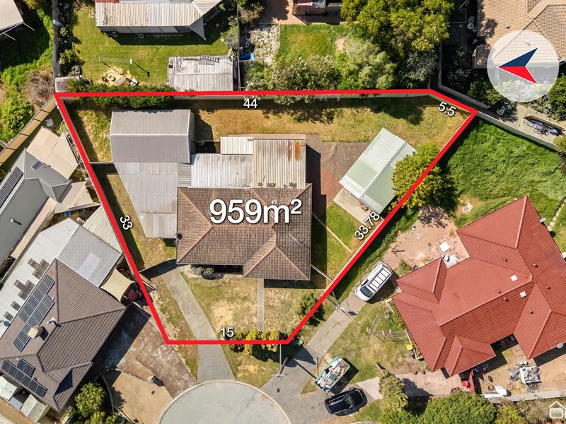 4 Shanks Court, Armadale WA 6112