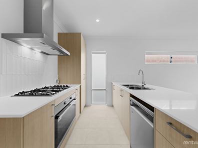 72 Halbert Rise, Anketell WA 6167