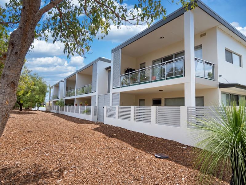 11/2 Coojong Link, Success WA 6164
