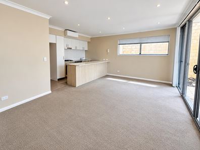 11/2 Coojong Link, Success WA 6164