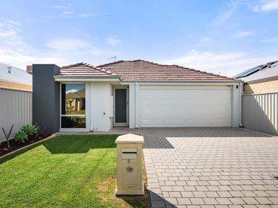 8 Piarri Grove, Golden Bay WA 6174
