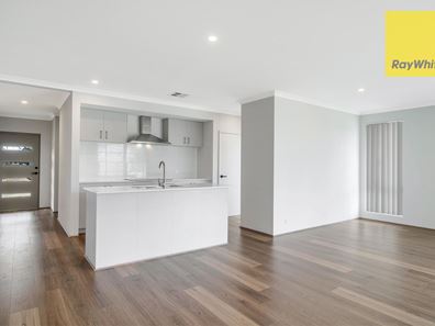 8 Karleep Street, Viveash WA 6056