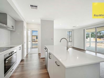 8 Karleep Street, Viveash WA 6056