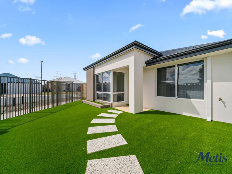 88 Brilliant Boulevard, Mandogalup WA 6167