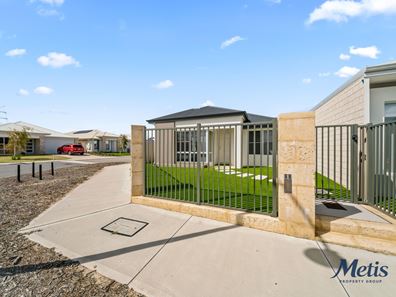 88 Brilliant Boulevard, Mandogalup WA 6167