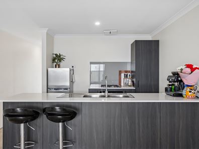 104 Leeward Avenue, Eglinton WA 6034