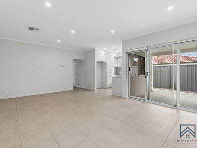 14 C  Fourth Avenue , Bassendean WA 6054