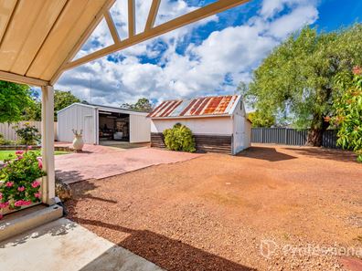 140 South Western Highway, Waroona WA 6215