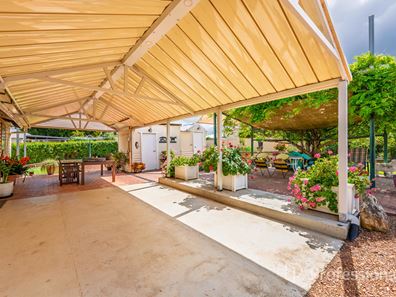 140 South Western Highway, Waroona WA 6215