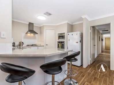40 Veterans Drive, Byford WA 6122