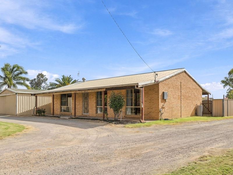 3 Logue Court, Walkaway WA 6528