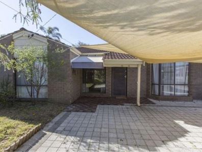 12 Waterside Place, South Lake WA 6164
