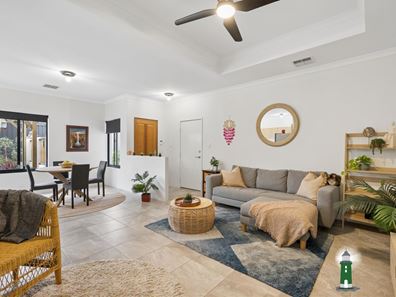 37A Tonkin Road, Hilton WA 6163