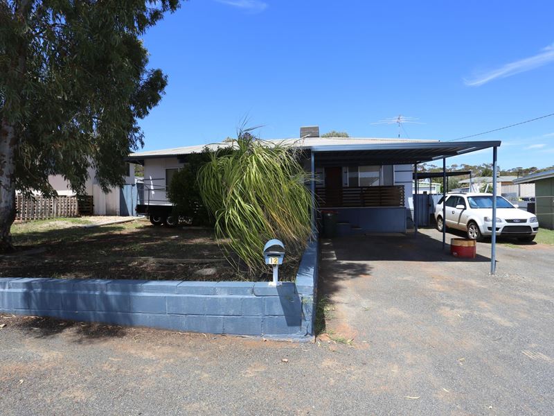 12 New Compton St, Kambalda East WA 6442