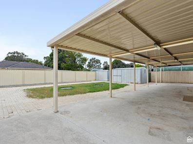 2 Shetland Road, Camillo WA 6111