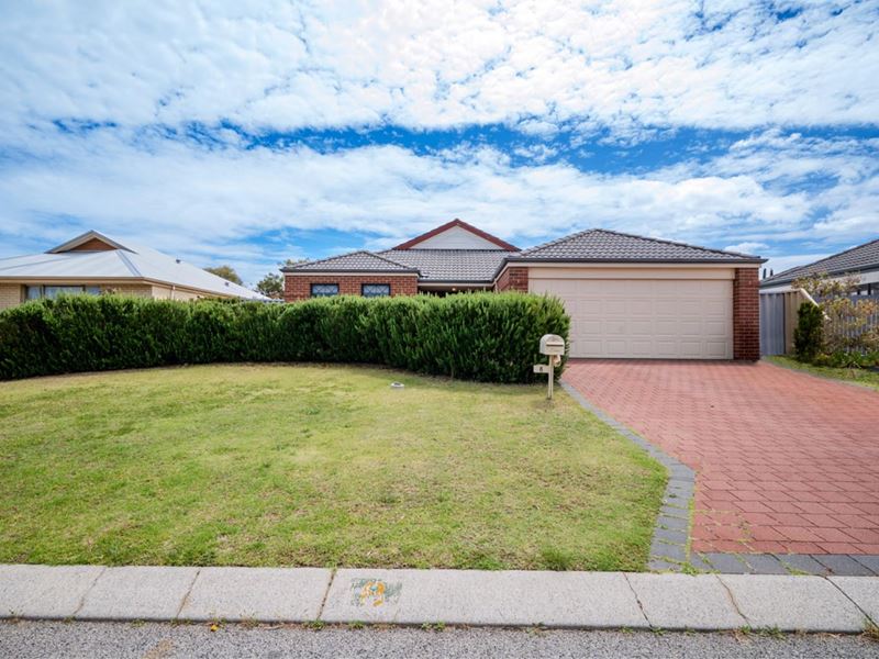 8 Neah Place, Butler WA 6036
