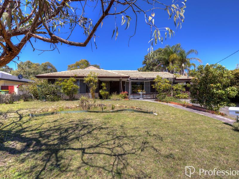 44 Salix Way, Forrestfield WA 6058