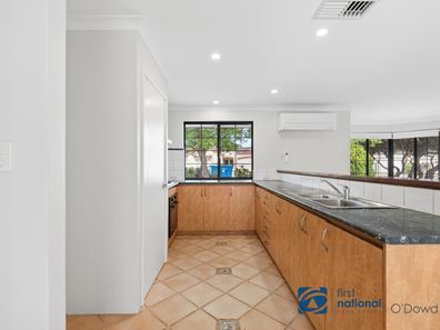 2 Babbler Court, Maida Vale WA 6057