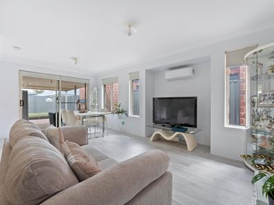 3 Bindra Street, Wellard WA 6170