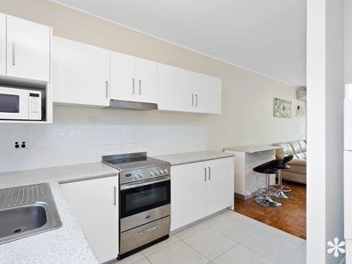 7/30 Preston Street, Como WA 6152