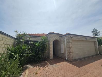 1C Hove Crt, Nollamara WA 6061