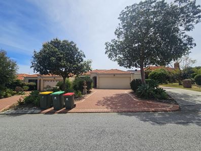 1C Hove Crt, Nollamara WA 6061