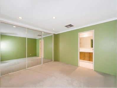 12 Wayang Place, Bentley WA 6102