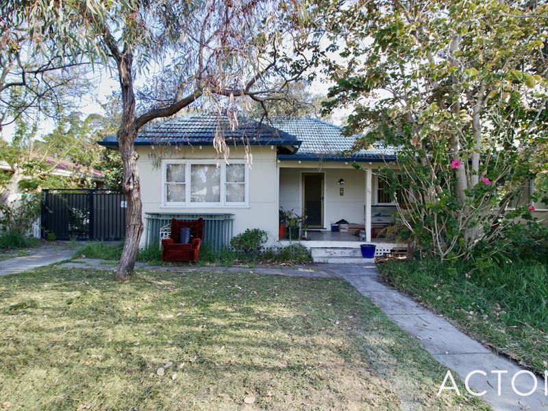 51 Saw Avenue, Rockingham WA 6168