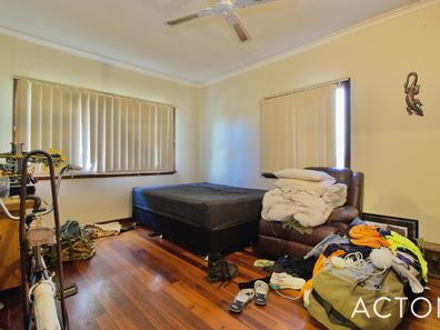 51 Saw Avenue, Rockingham WA 6168