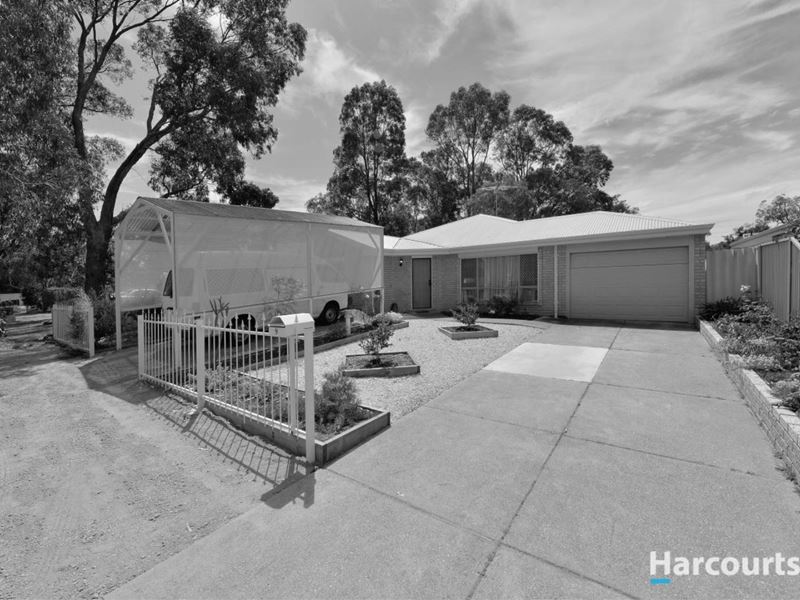 9 Nerrena Court, Greenfields WA 6210