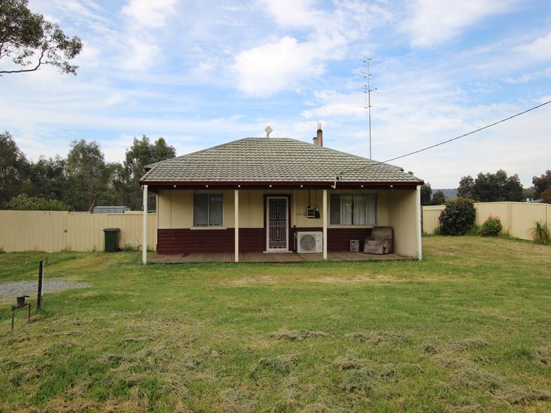 8221 South Western Highway, Waroona WA 6215