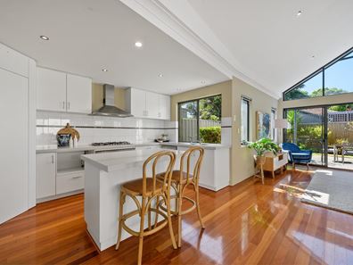 25 Second Avenue, Claremont WA 6010