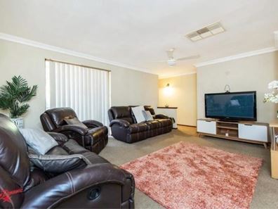 Lyons Close, Noranda WA 6062