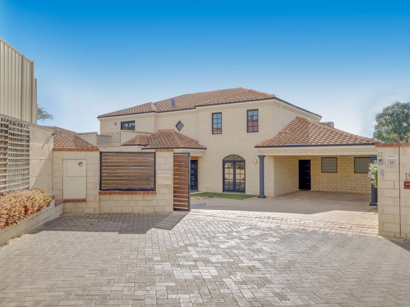 17 Alta Laguna Crescent, Ballajura