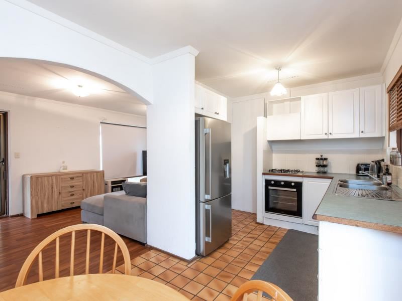 17 Seaflower Crescent, Craigie WA 6025