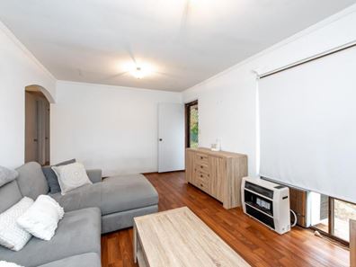 17 Seaflower Crescent, Craigie WA 6025