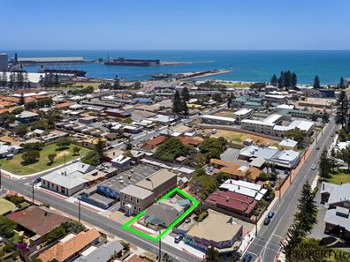 124 Augustus Street, Geraldton WA 6530